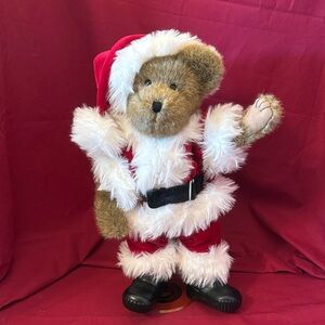 Boyds Bears Santa Claus Teddy Bear with Red and White Santa Suit with tags